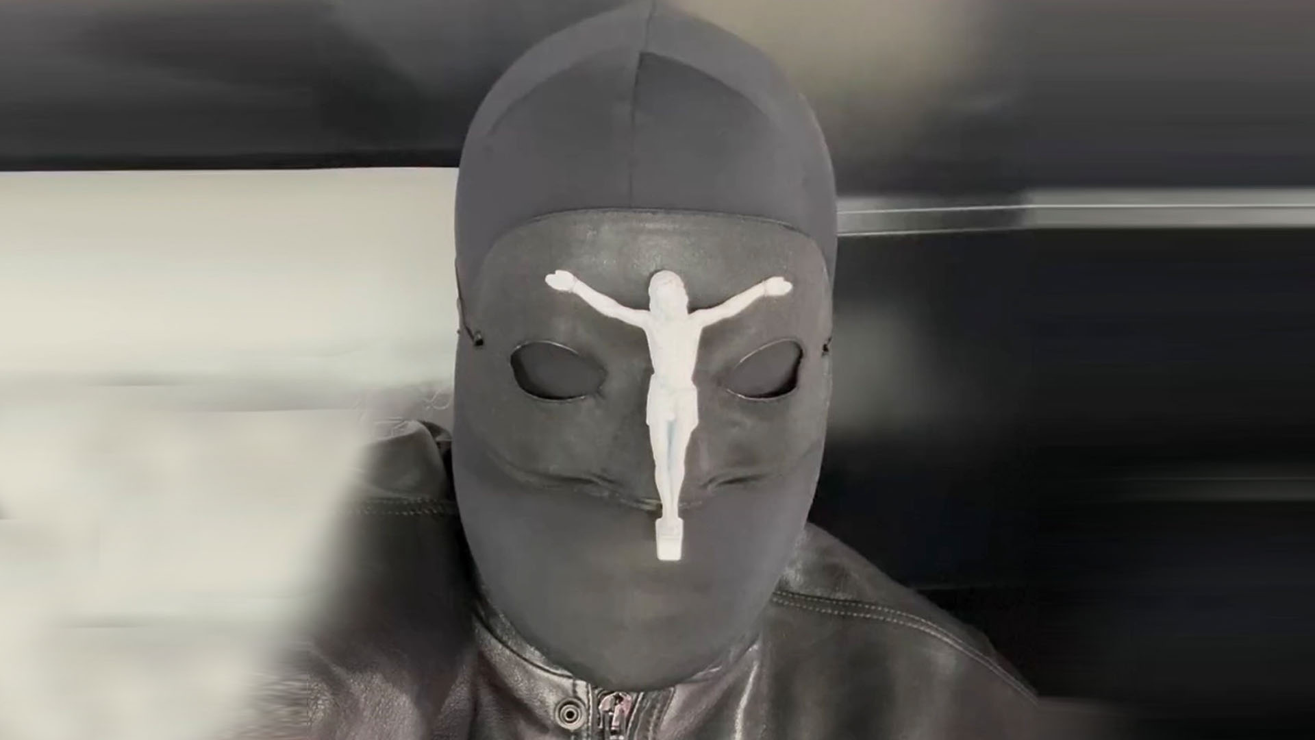 Kanye West Dons Mysterious ‘jesus Mask At The Super Bowl Beside Bianca