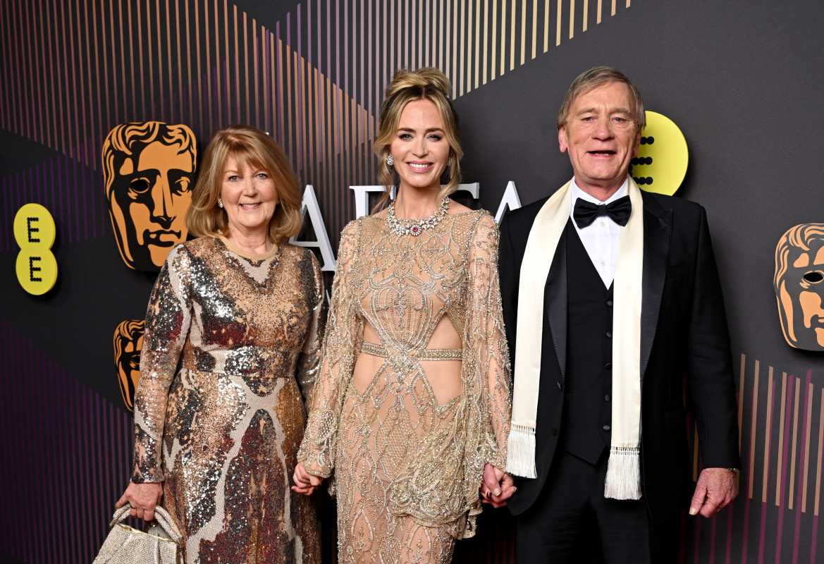 Emily Blunt Dazzles at BAFTA Film Awards 2024 in a Mesmerizing Lace
