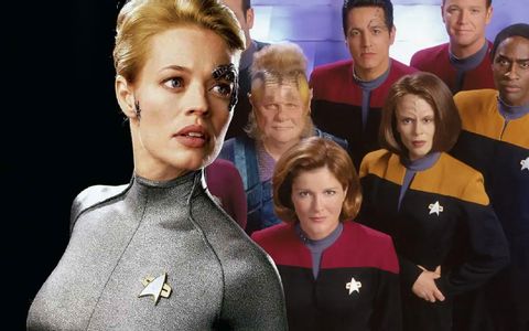 Star Trek voyager starfleet uniforms seven of nine