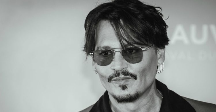 Johnny Depp insta COP