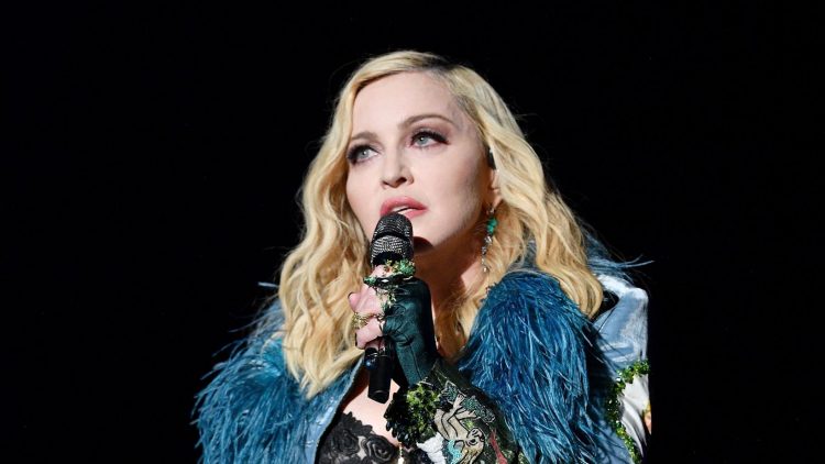 http://celebrityinsider.org/madonna-is-dropping-a-whole-bag-of-5-million-on-her-performance-at-the-billboard-awards-some-people-say-thats-a-waste-of-money-277255/