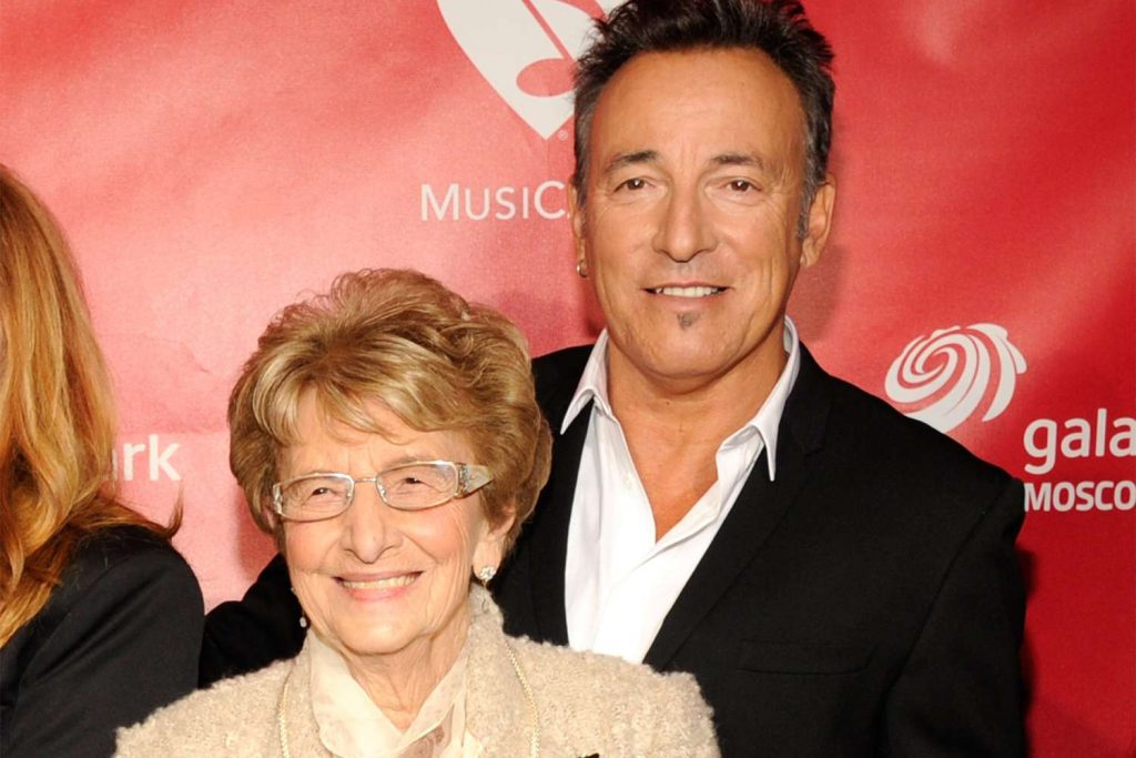 Bruce Springsteen and mother 020124 4e0338494d864ab883e881a3d7365229