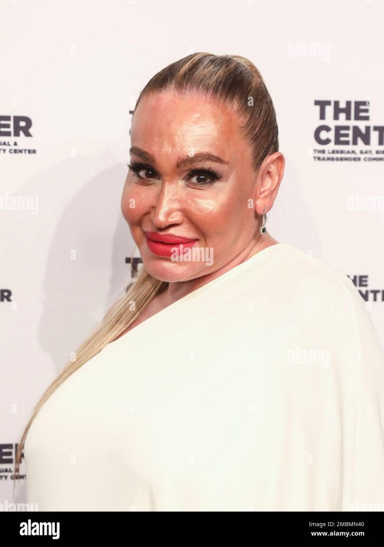 cecilia gentili attends the center dinner lgbt community center fundraiser benefit at cipriani wall street on thursday april 14 2022 in new york photo by andy kropainvisionap 2MBMN40