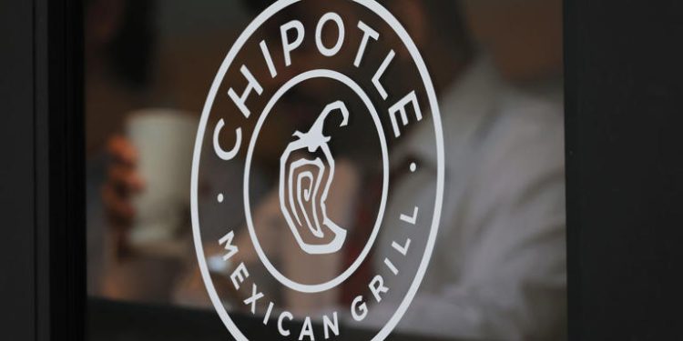 Chipotle’s board approves 50-to-1 stock split
© Michael M. Santiago/Getty Images