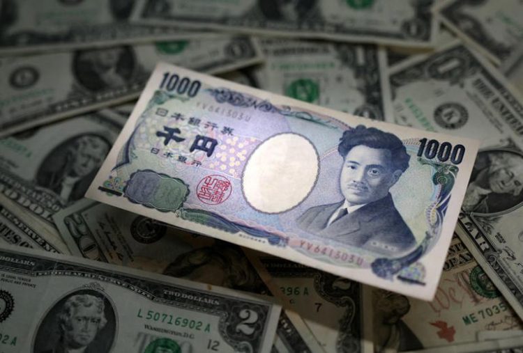Japanese Yen and U.S. dollar banknotes are seen in this illustration taken March 10, 2023. REUTERS/Dado Ruvic/Illustration/file photo
© Thomson Reuters