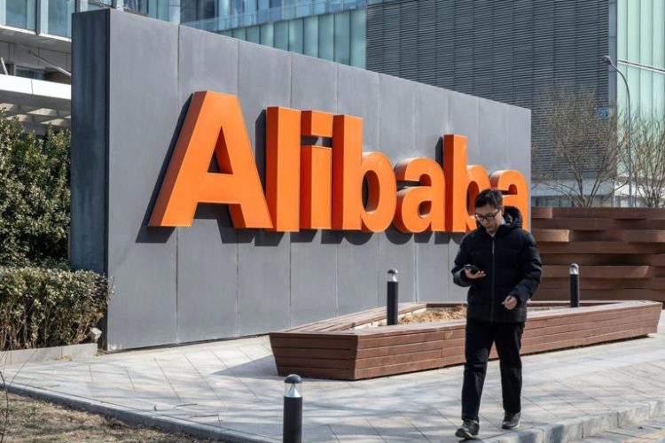 Alibaba’s Media Arm to Invest $640 Million in Hong Kong Entertainment
© Provided by The Wall Street Journal