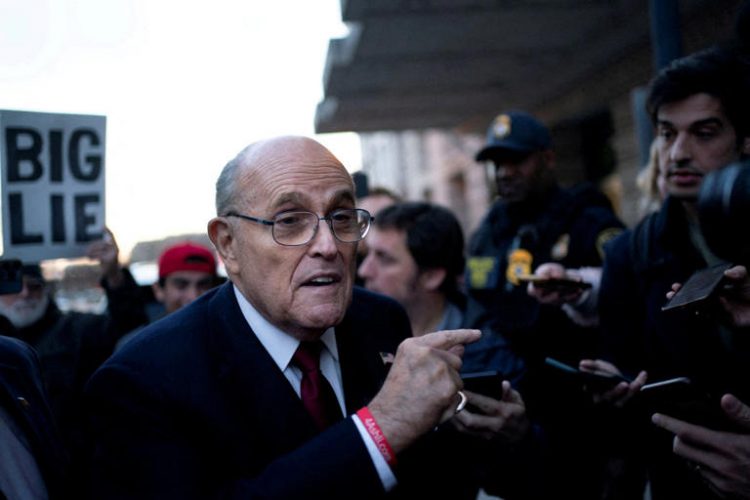 FILE PHOTO: FILE PHOTO: Former New York Mayor Rudy Giuliani departs defamation lawsuit at the District Courthouse in Washington
© REUTERS