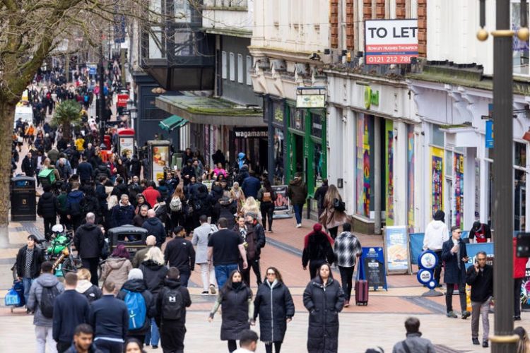 U.K. Retail Sales Growth Damped by Wet Weather, Report Says
© Provided by The Wall Street Journal