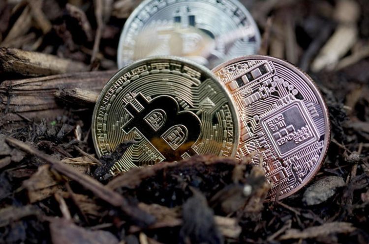 Bitcoin Prices Dip to Lowest Since March in Weekend Sell-off
© Getty Images