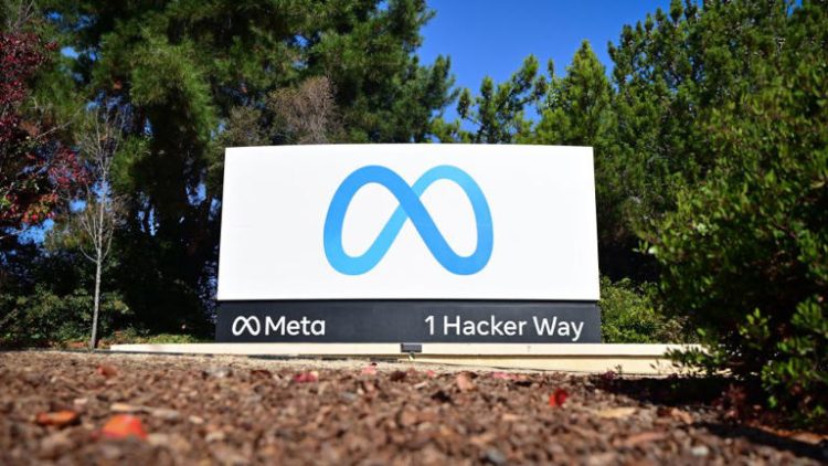 The Meta (formerly Facebook) logo marks the entrance of their corporate headquarters in Menlo Park, California on November 09, 2022.
© Josh Edelson/AFP/Getty Images/File