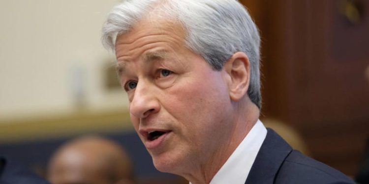 Jamie Dimon praises House leaders for Ukraine, Israel aid deal, but flags difficulty of getting anything done in the U.S.
© Alex Wroblewski/Getty Images