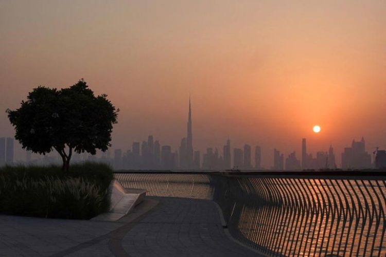 The Burj Khalifa building peaks through the skyline as the sun sets over Dubai, United Arab Emirates, September 9, 2023. REUTERS/Amr Alfiky/File Photo
© Thomson Reuters