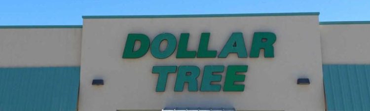 The Dollar Tree in Artesia on April 10, 2024. Dollar Tree's corporate ownership has plans to close nearly 1,000 Family Dollar stores in the U.S. sometime in 2024.
© Mike Smith Current-Argus