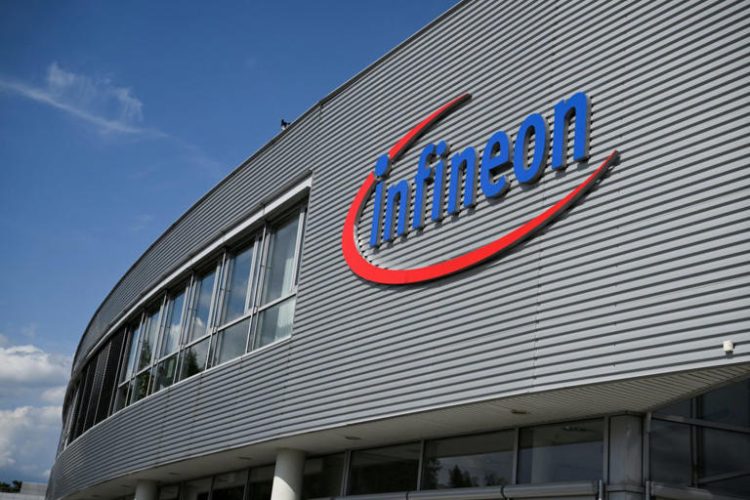 Infineon Slashes Chip Sales Guidance Again Amid Slowdown in Automotive Market