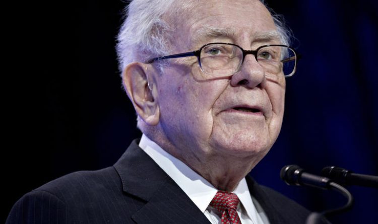 Warren Buffett Discloses Sale of Approximately 115 Million Shares of Apple