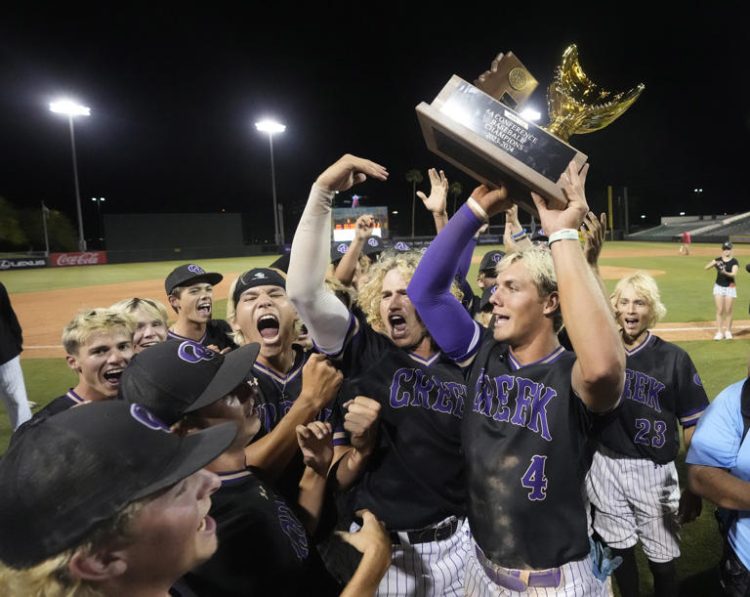 May 14, 2024; Tempe, Ariz., U.S.; Queen Creek players celebrate after beating Sandra Day O'Connor 7-6 in 10 innings to win the 6A state baseball final at Tempe Diablo Stadium. Mandatory Credit: Michael Chow-Arizona Republic
© Michael Chow, Michael Chow/The Republic