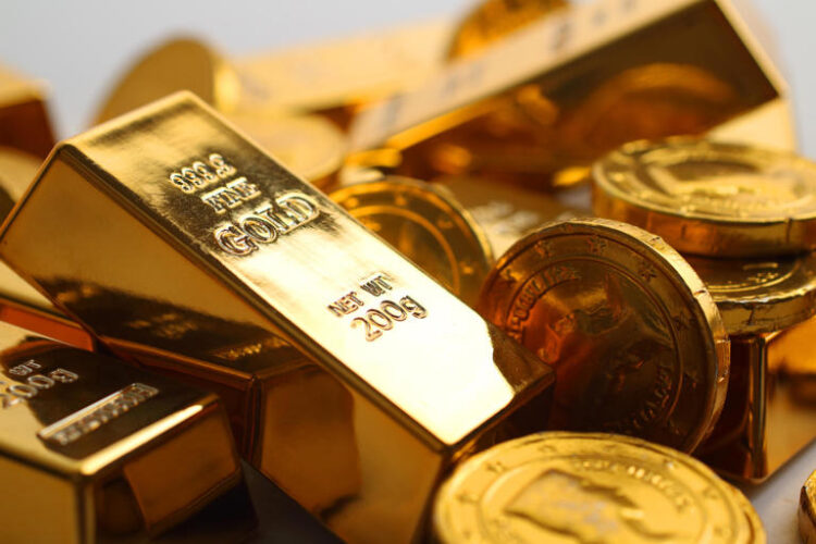 As inflation continues to cool, it's critical that gold investors approach the metal with the right strategy. / Credit: Getty Images