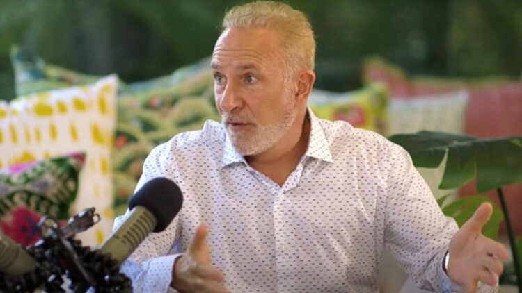 Peter Schiff Downplays Bitcoin, Hypes Gold's Rise: 'Wake Up And Smell The Bear Market'