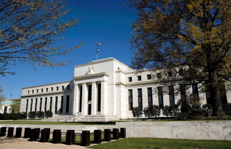 The Federal Reserve Building stands in Washington April 3, 2012. REUTERS/Joshua Roberts/File Photo