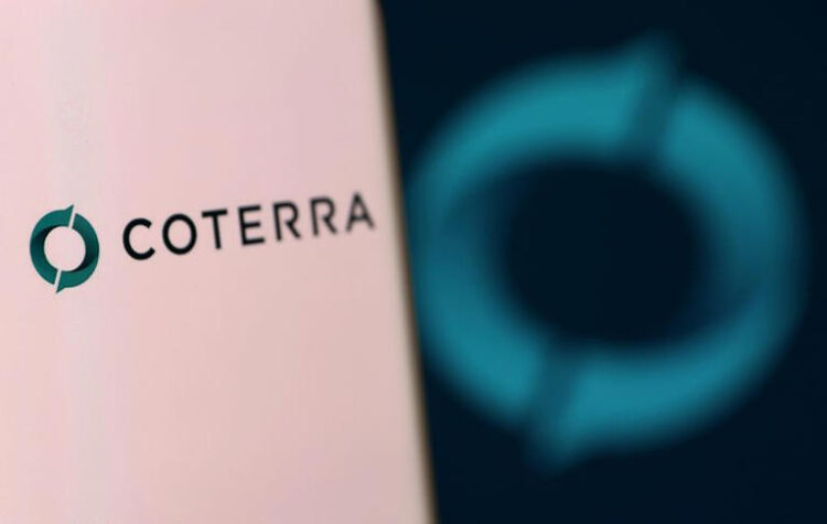 Coterra Energy's logo is pictured on a smartphone in this illustration taken, December 4, 2021. REUTERS/Dado Ruvic/Illustration/File Photo